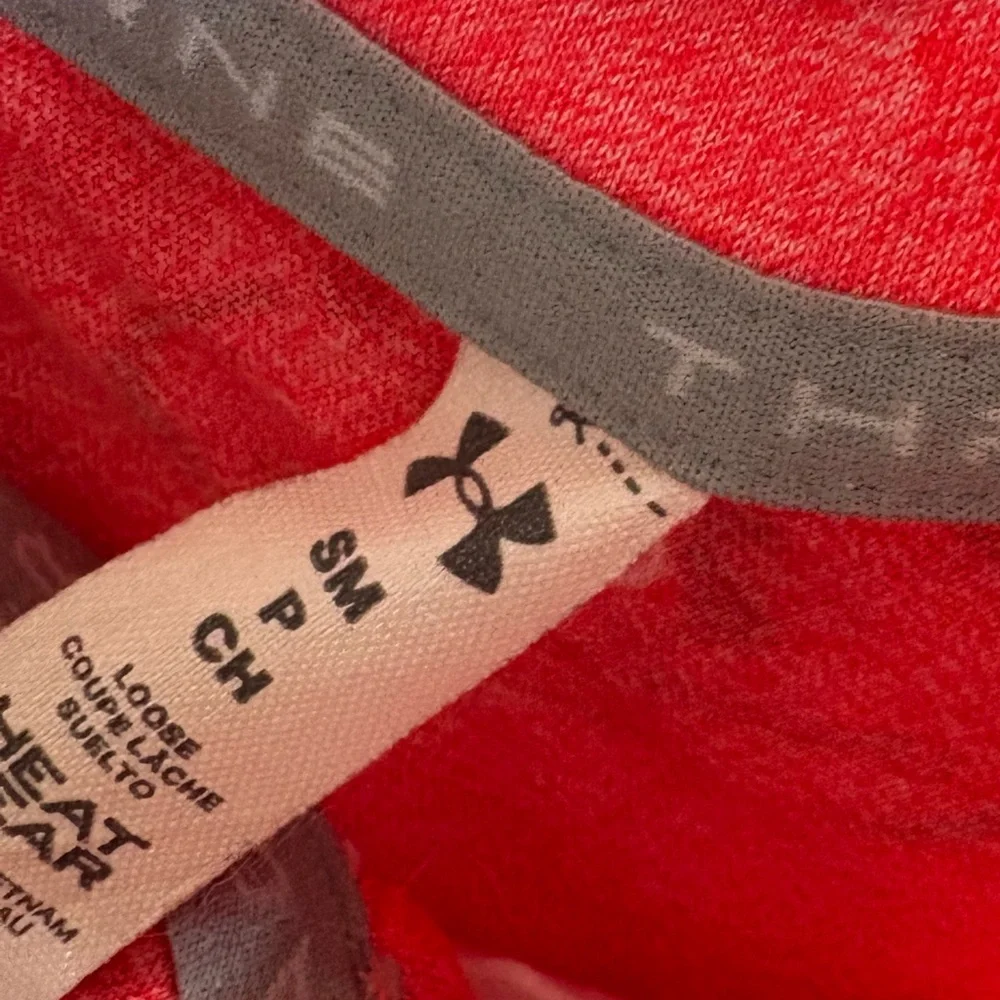 Under Armour fluorescent pink Athletic long sleeve quarter zip - small - Picture 3 of 7